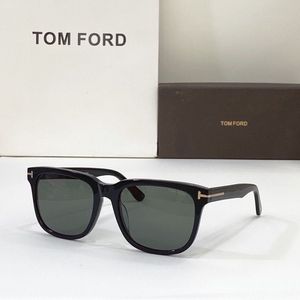 TOM FORD Sunglasses 624